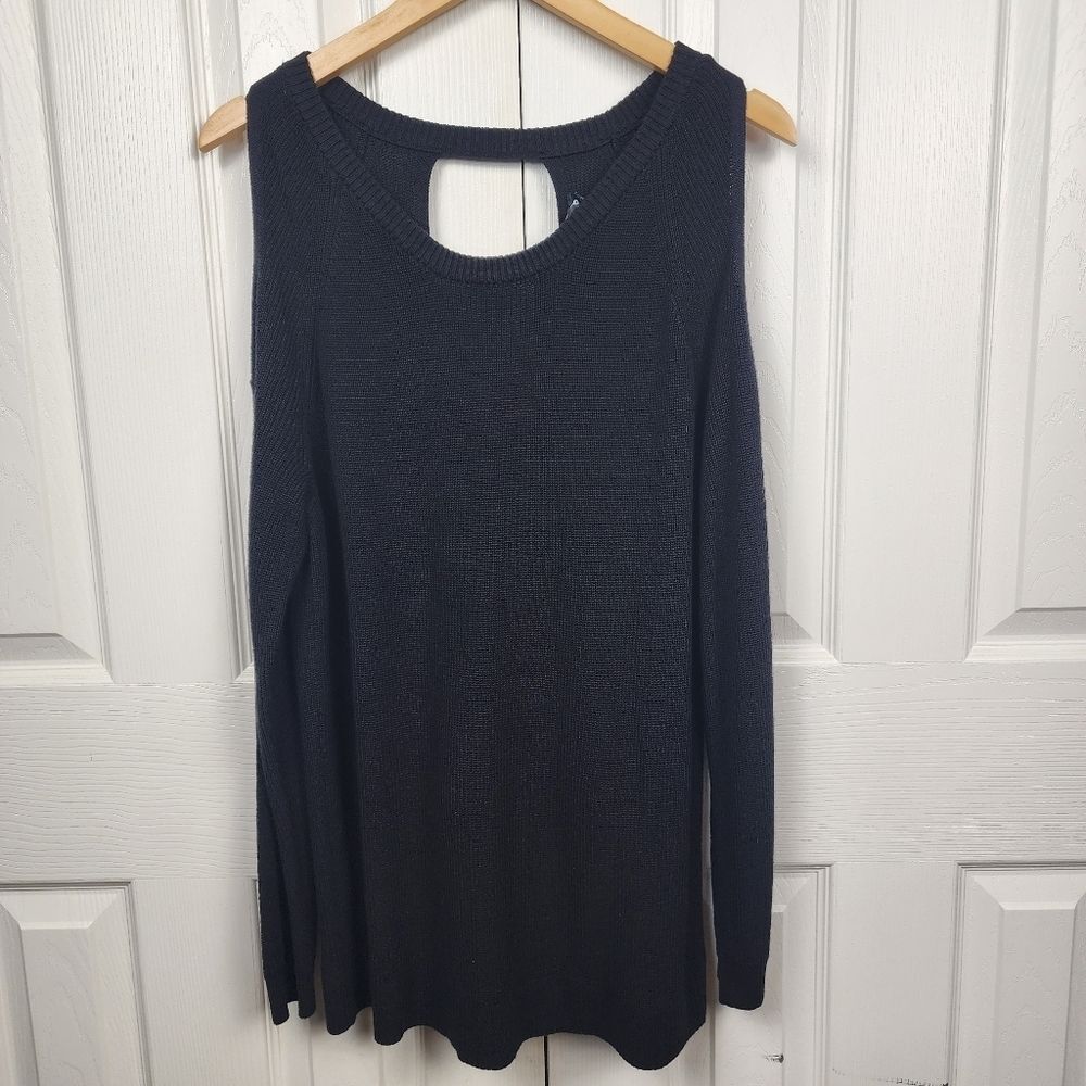 Torrid Long Sleeve Cold Shoulder Knit Black Sweater Plus Size 1 (1X 14/16)